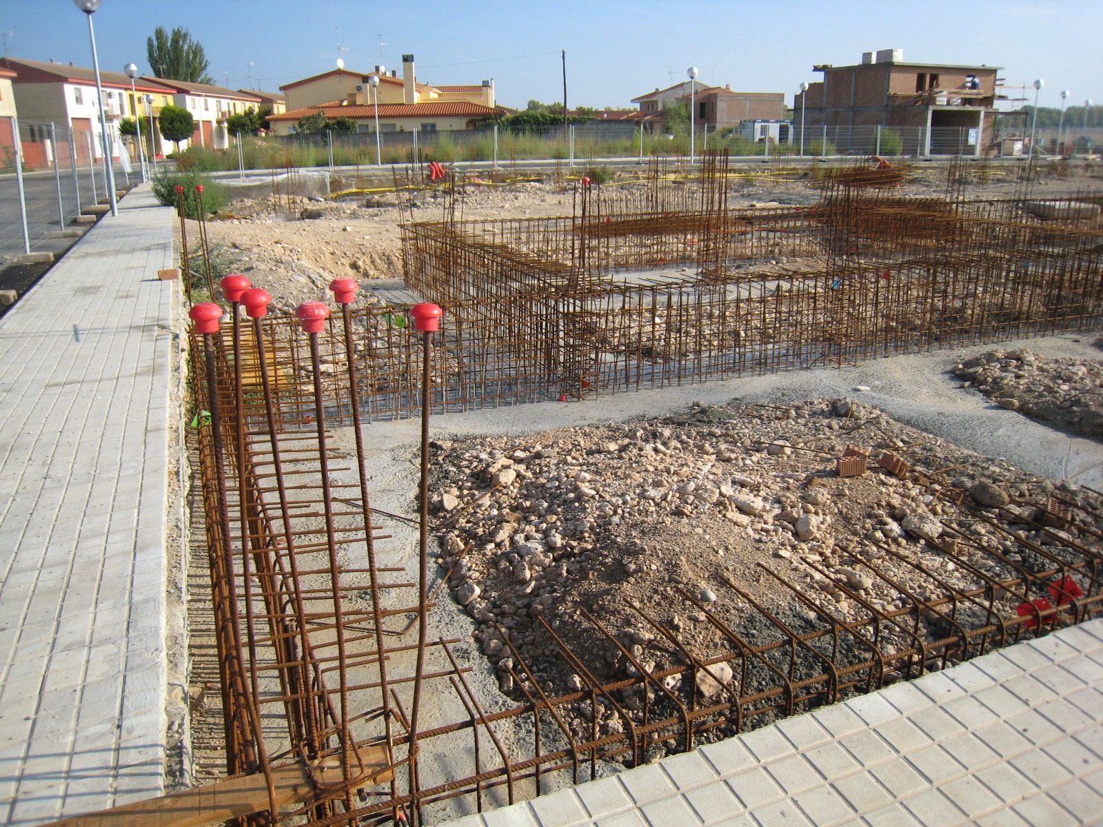 Arxiu històric d'obra 5 — fonamentació i forjat sanitari